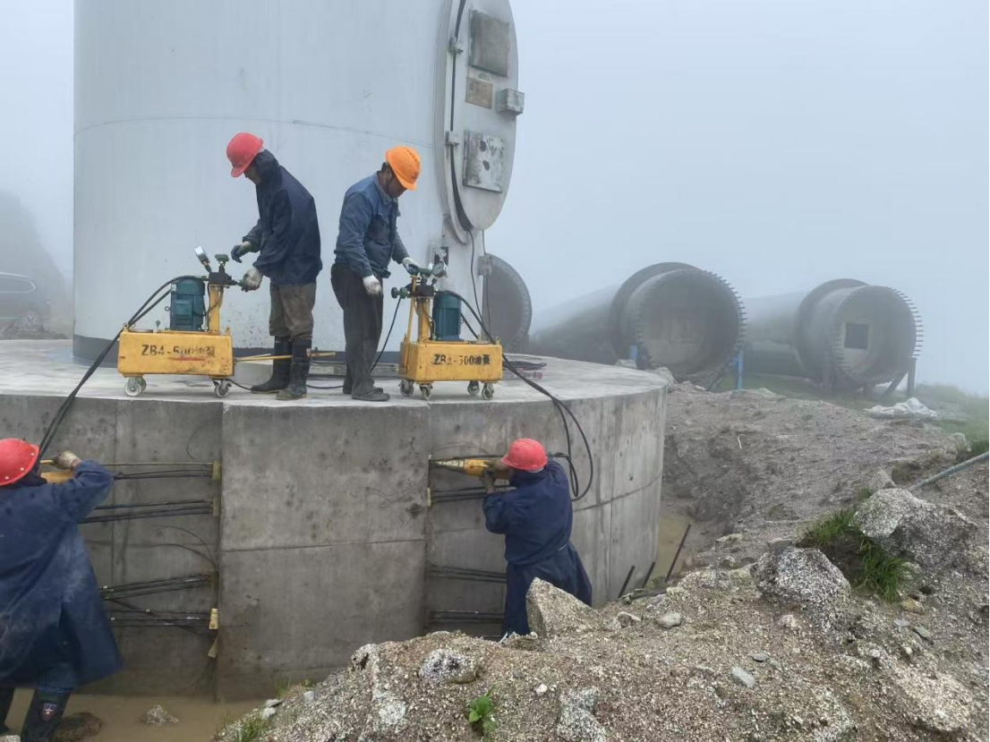 廣西灌陽(yáng)縣俊風(fēng)風(fēng)電場(chǎng)風(fēng)機(jī)基礎(chǔ)加固工程